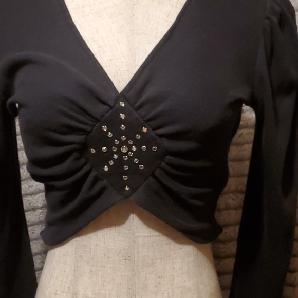 Crop top - Picture 2 of 4